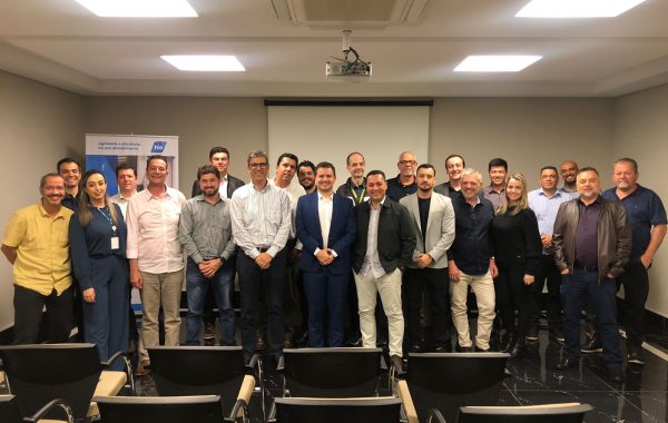 lançamento de soluções para empresas