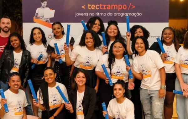 Programa é realizado pelo ICOM e Involves Zero para a formação de talentos em situação de vulnerabilidade social.