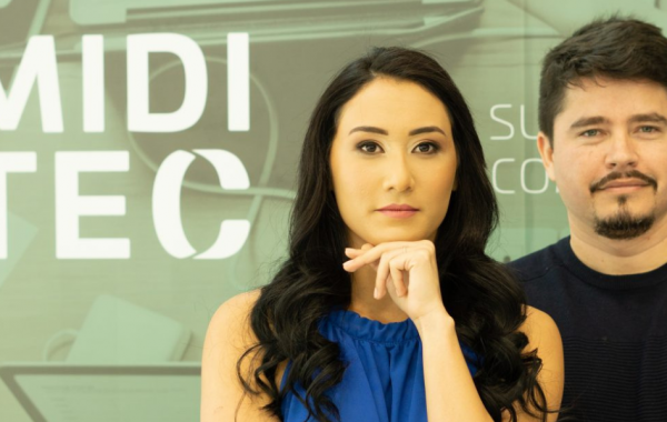 FazendaCheia, fundado por Valder Zacarkim e Caroline Hirasaka, recebeu investimento para impulsionar plataforma de crowdfunding