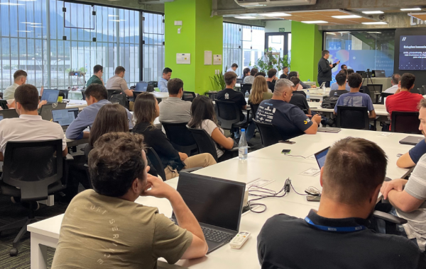 Evento contou com a participação de empresas da Vertical Manufatura 4.0 da ACATE e conectou outros atores da área de indústria 4.0.