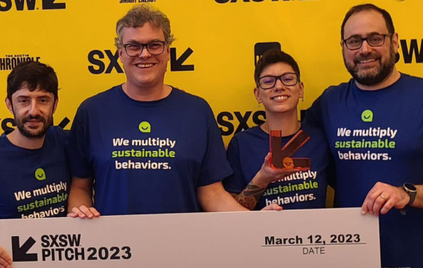 AMA (Agentes do Meio Ambiente), startup com filial em Florianópolis, foi a primeira empresa brasileira a vencer no SXSW em 15 anos.