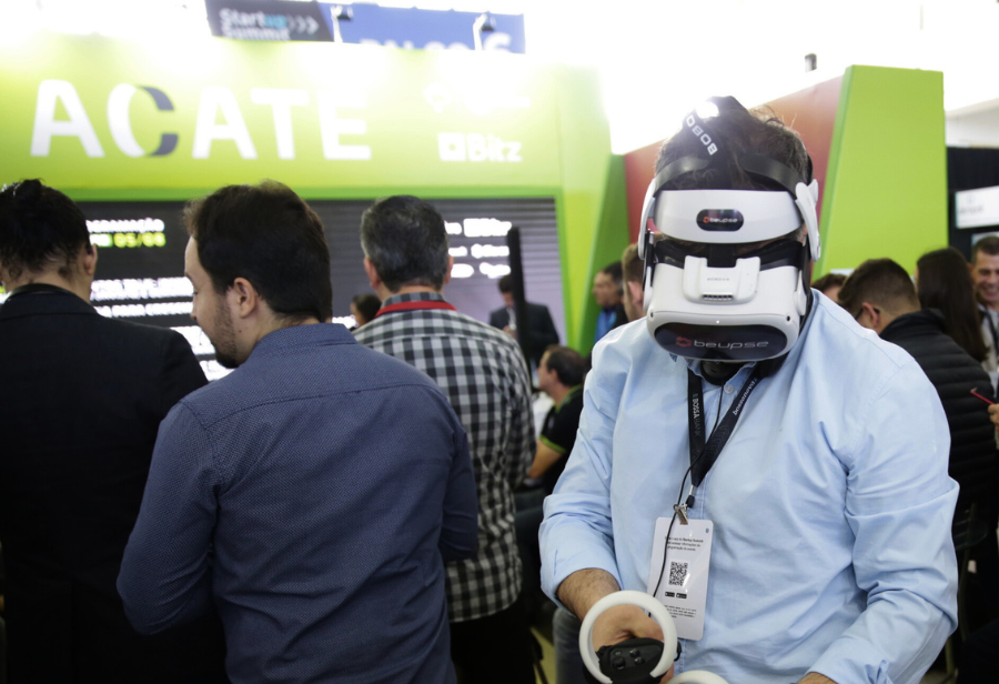 Agenda de atividades e conteúdos da ACATE no Startup Summit incluem ações para startups, médias e grandes empresas. Saiba mais!
