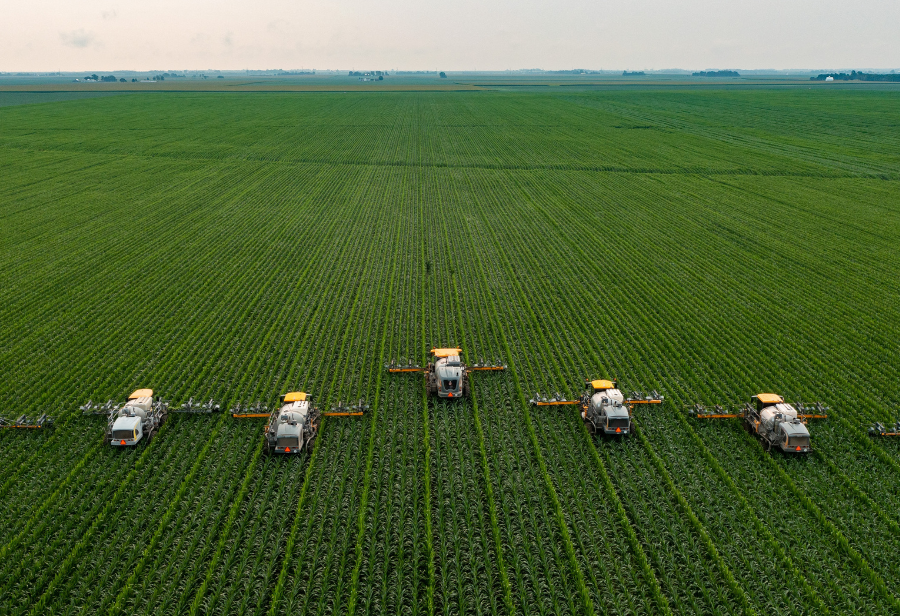 Estudo da PwC aponta cenário de preocupações com o futuro do agro no Brasil e evento da ACATE aborda temas como inovações e sustentabilidade.
