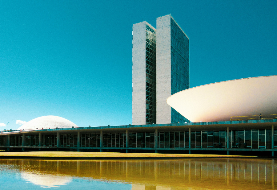 Desoneração da folha de pagamento está em vigor há mais de dez anos e contempla 17 setores da economia.