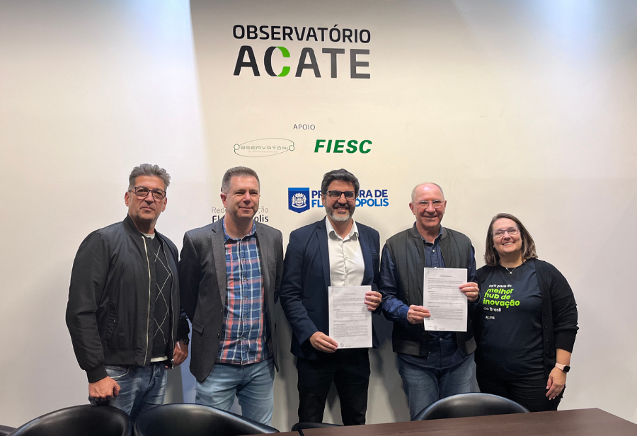 Parceria entre a ACATE e a UniSul, por meio do programa U-Connect, prevê a interação entre estudantes e professores para troca de expertises.