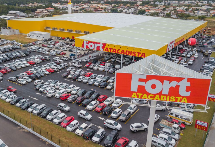 Em apenas um mês de testes da tecnologia com IA, a rede atacadista Fort obteve um retorno de seis vezes em relação ao investimento inicial
