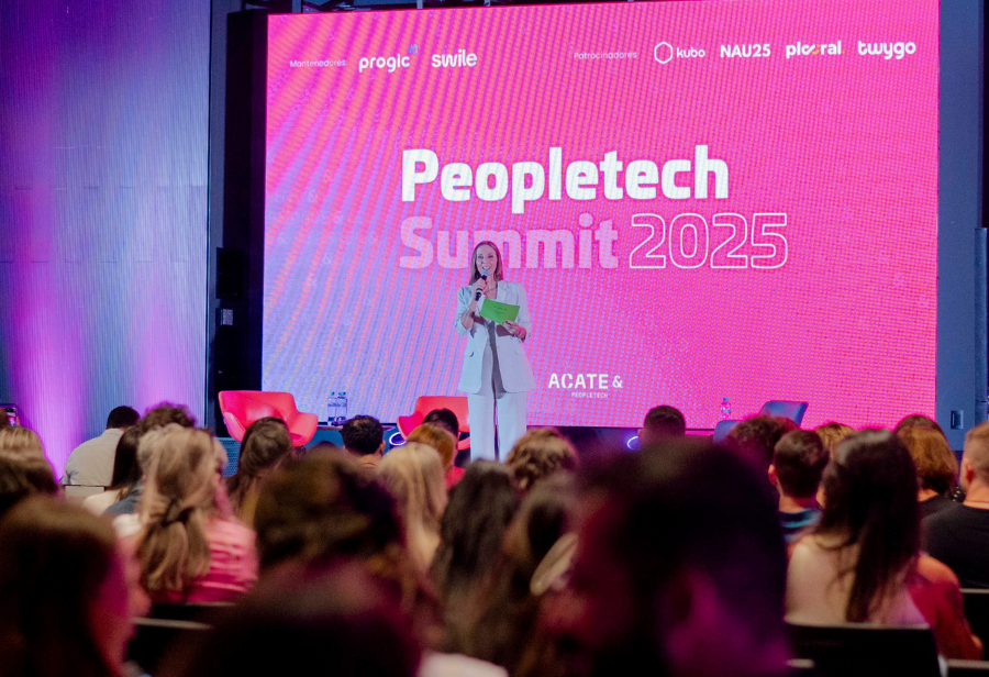 Confira os destaques das palestras e painéis do evento de tecnologia e inovação sobre o futuro da gestão de pessoas.