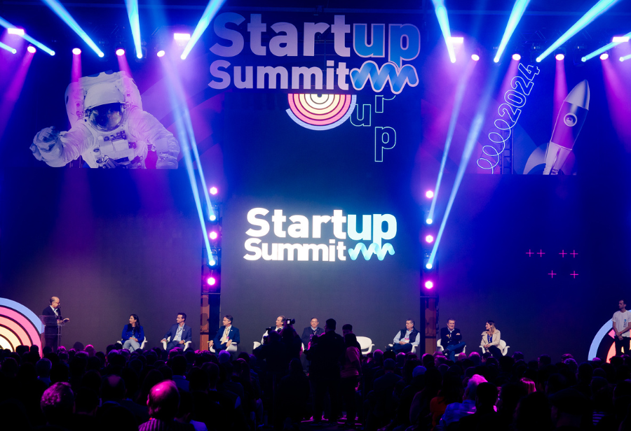 Startup Summit 2025 reúne grandes nomes do mercado nacional, formadores de opinião e referências internacionais do ecossistema de inovação.
