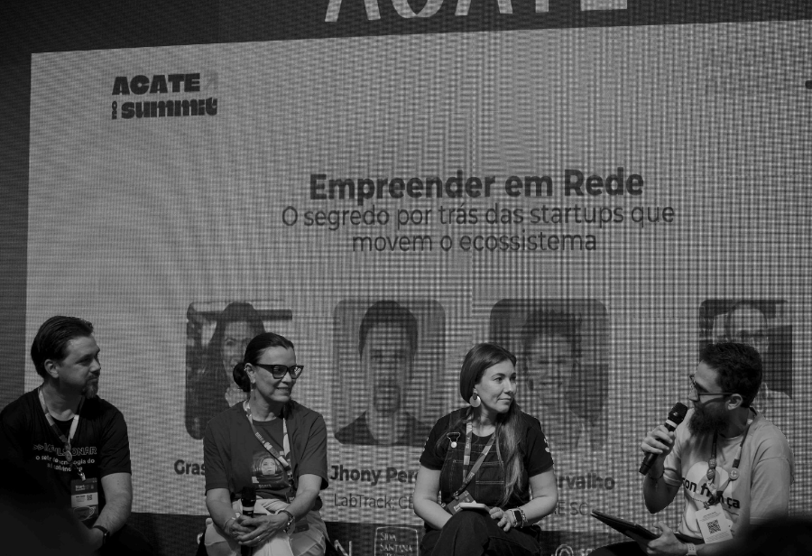 Painel "empreender em Rede" da ACATE no Startup Summit 2025