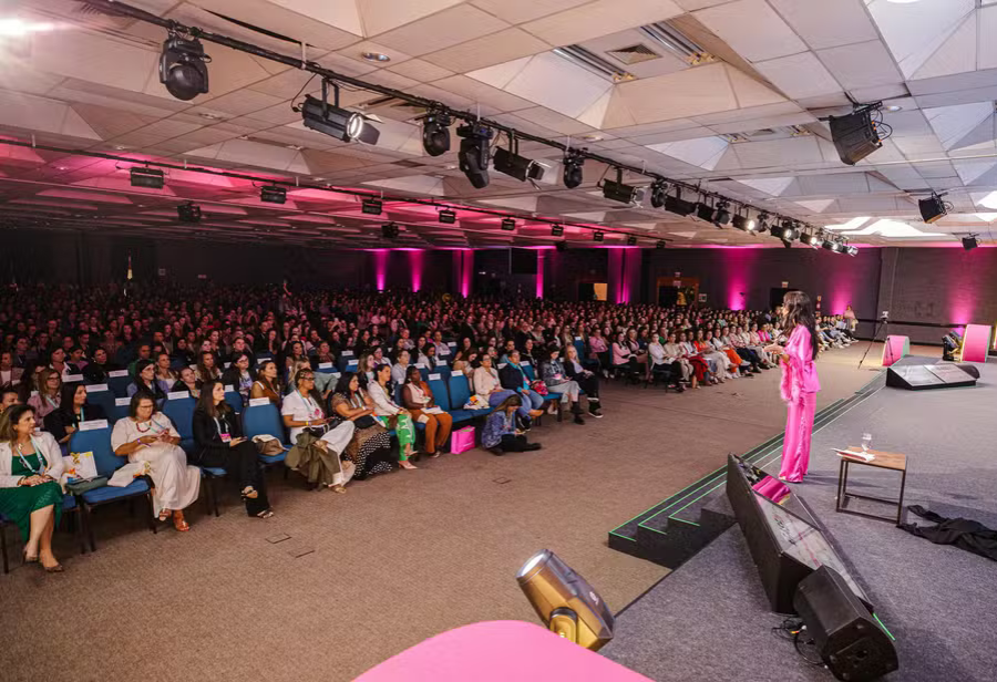 O Delas Summit 2025, evento de empreendedorismo feminino, será realizado em 30 e 31 de outubro, no CentroSul, em Florianópolis.