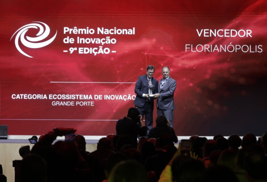Pela segunda vez consecutiva, ecossistema de Florianópolis é reconhecido na premiação como referência brasileira em inovação.