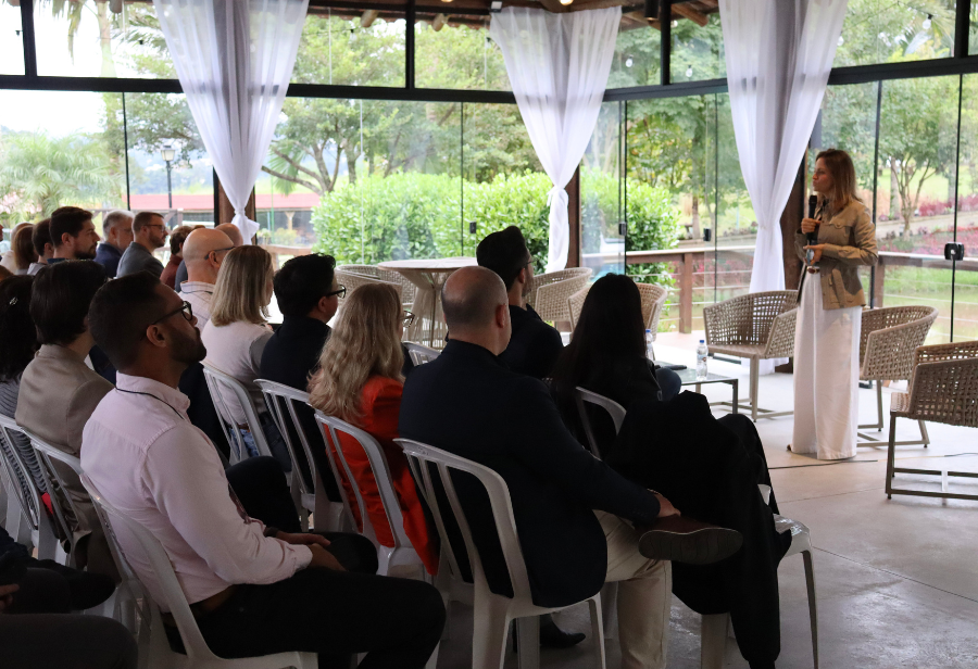 ACATE-ACIRS, do Alto Vale do Itajaí, também sediou encontro estratégico de lideranças dos Polos Regionais.