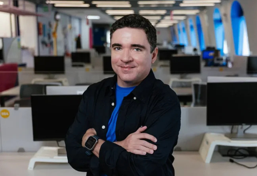 Com o maior investimento da história, Asaas compra HelenaCRM, empresa líder em IA agêntica para geração e automação de vendas.