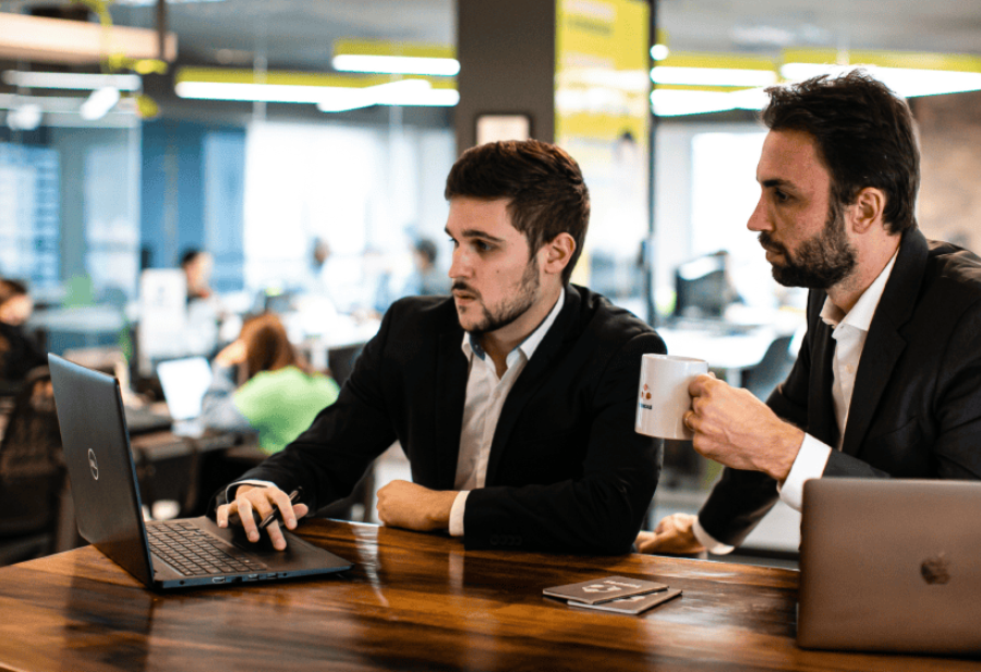 Empresa almeja investir em outras startups de IA ainda em 2026 para apoiar operações de redes de franquias