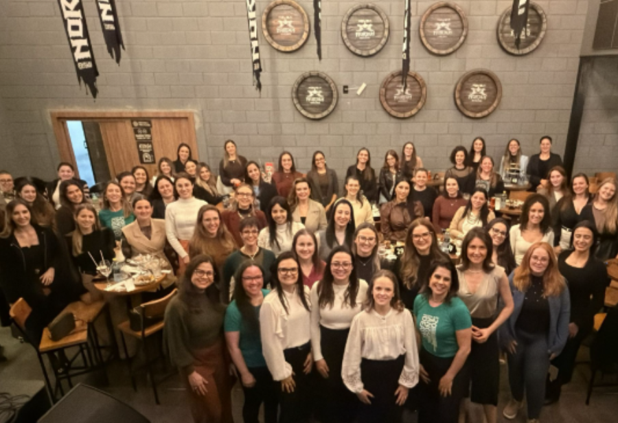 Evento em Chapecó reuniu 75 pessoas em um encontro voltado às conexões entre mulheres empreendedoras e lideranças do Oeste catarinense