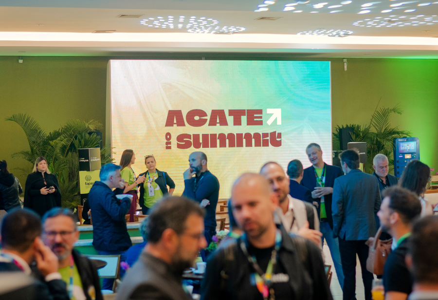 Agenda paralela ao Startup Summit tem foco no setor público, delegações de 30 países e grandes empresas em busca de inovação