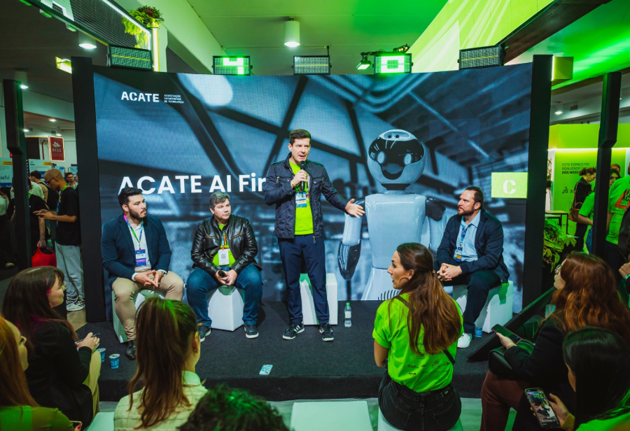 Novo programa da ACATE busca posicionar SC como referência nacional em IA corporativa. Saiba mais sobre o lançamento no Startup Summit!