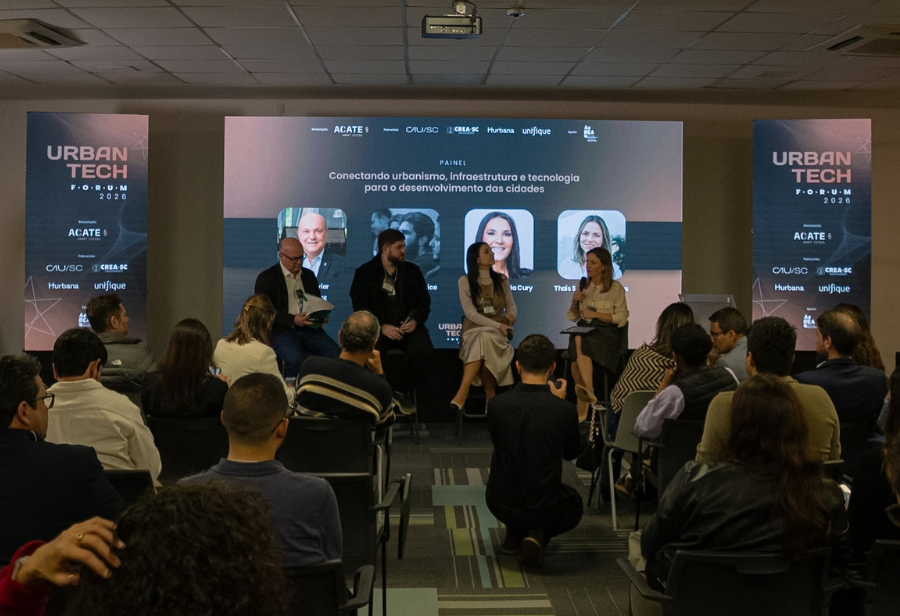 Programação do Urban Tech Forum 2026 destacou como cidades podem responder aos seus desafios e o contexto atual das profissões de engenharia, arquitetura e urbanismo