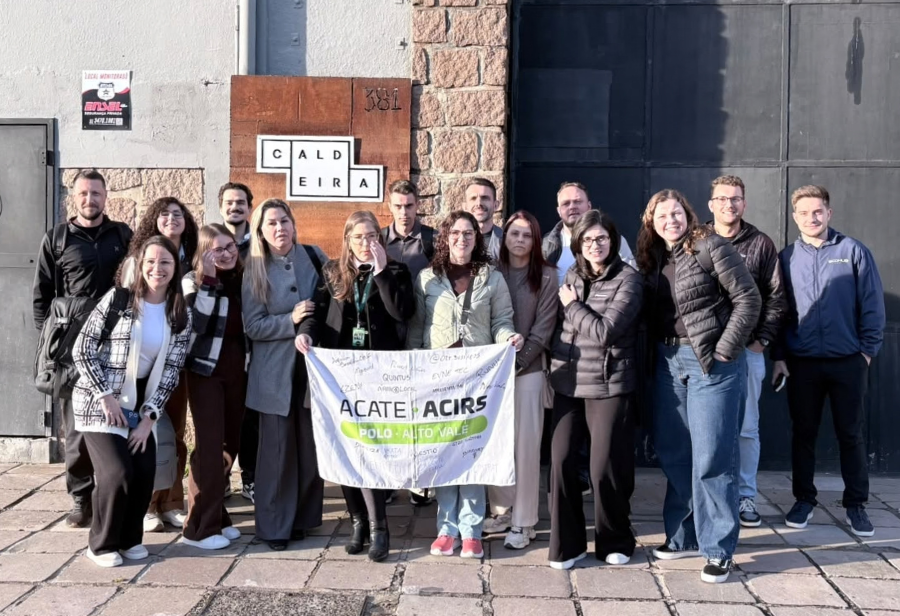 Grupo participou da Semana Caldeira e conheceu ambientes de inovação do Instituto Caldeira e o Tecnopuc, durante missão em Porto Alegre.